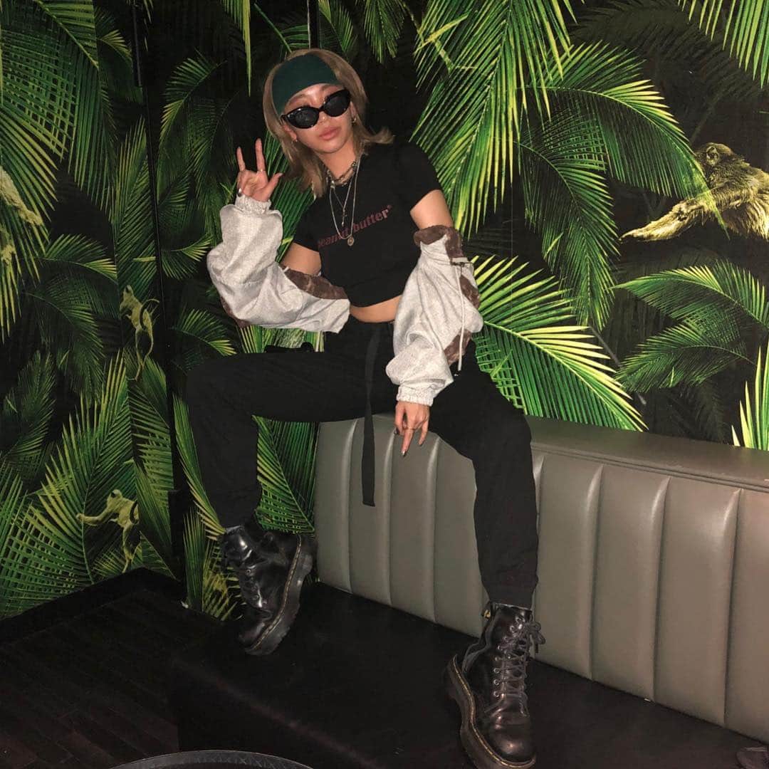 YUAのインスタグラム：「silly goose」
