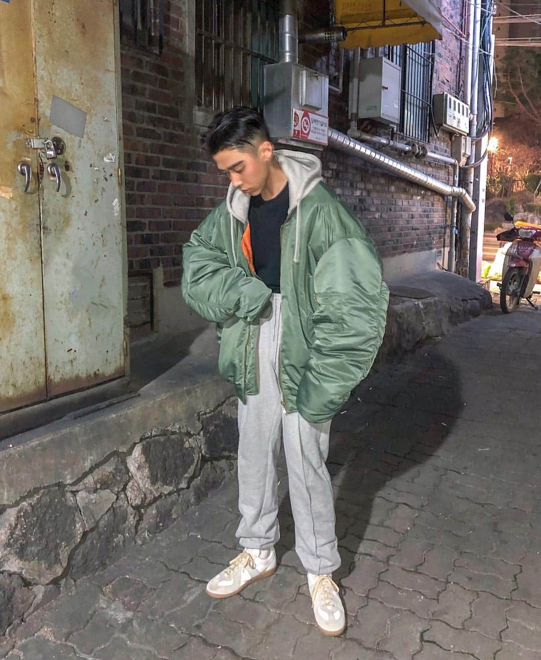 Junyoungさんのインスタグラム写真 - (JunyoungInstagram)「머리 잘라뗭」3月30日 14時09分 - yanggeng88