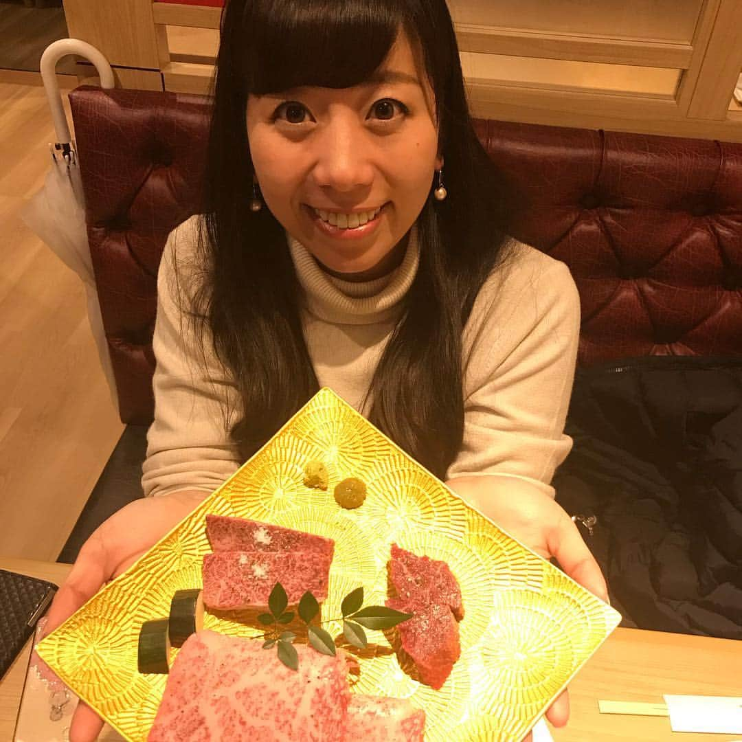 野牛あかねさんのインスタグラム写真 - (野牛あかねInstagram)「週末の岩手 激寒。耐えられずコンビニで軍手購入💦  アミちゃんと焼肉からのサンダンス！ みんなお帰りって言ってくれる💕 冷麺の別辛に物申したい💢  #盛岡 #サンダンス #江口アミ」3月30日 14時30分 - yagyuakane