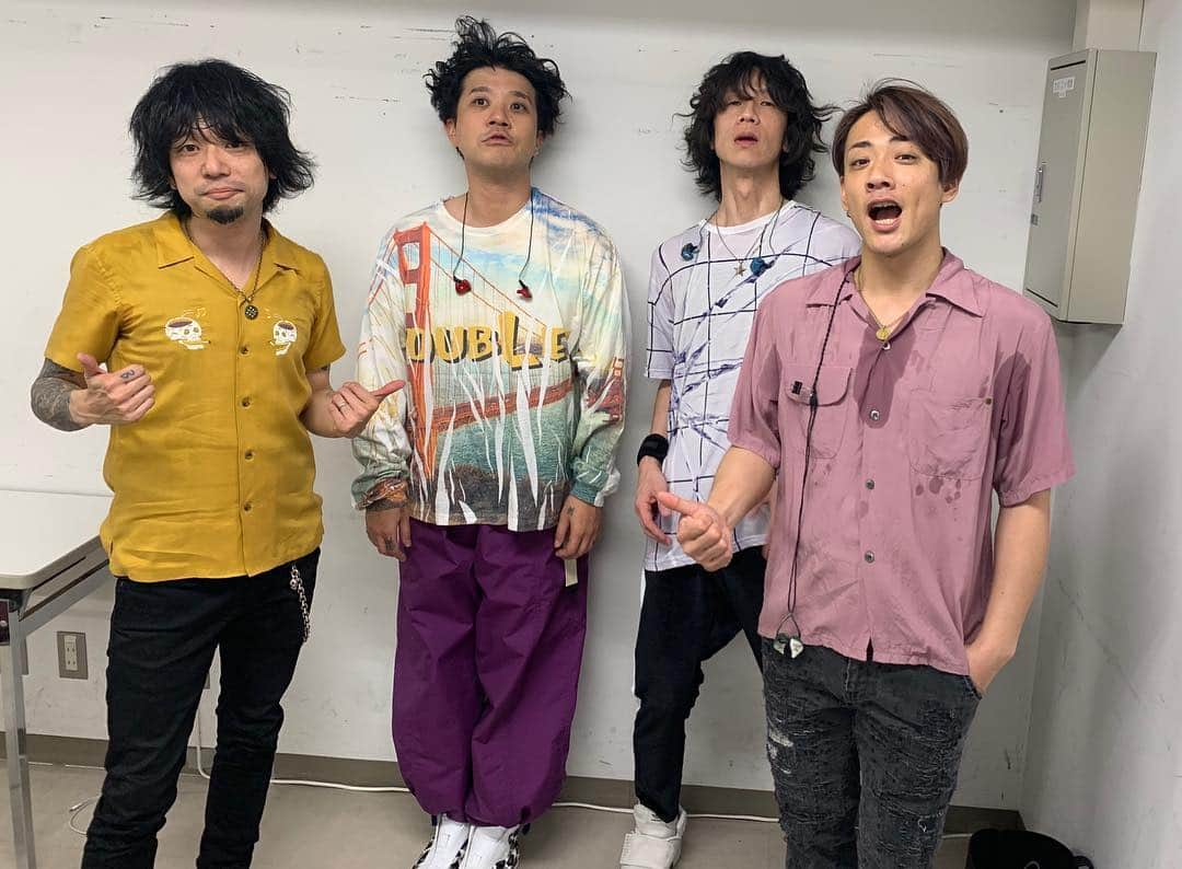 Nothing’s Carved In Stoneさんのインスタグラム写真 - (Nothing’s Carved In StoneInstagram)「LIVE HOLIC ありがとうございました！！ 最高に熱かったです！！ #nothingscarvedinstone #silversunrecords #ナッシングス #liveholic」3月30日 14時51分 - nothingscarvedinstone