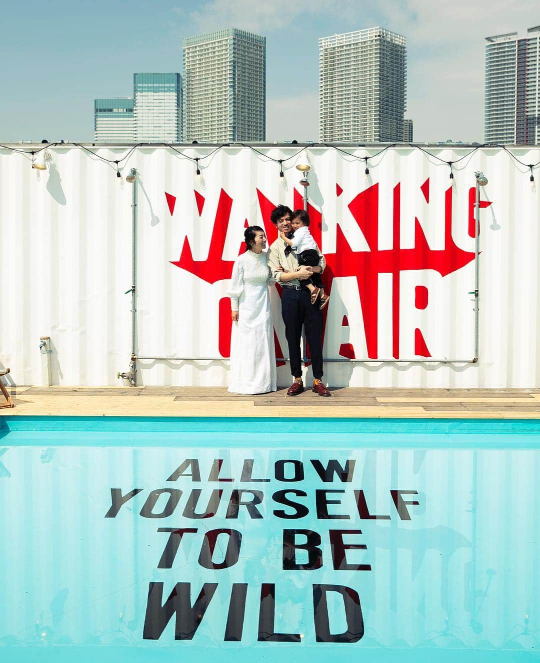 のインスタグラム：「・ ・ @lovekingdom_wedding  都心のoutdoor BBQ park@豊洲 WILD MAGIC & LOVE KINGDOM ・ 2019年 春本番 wedding party 開宴 ・ tent,boho,circus,pool,garden,outdoor,BBQ new photogenic space盛り沢山 ・ 2019秋のwedding 絶賛受付中 ・ weddingに自由を… produce by @wedding_circus  #weddingcircus #wildmagic #weddingdress #weddingflower #design #wedding #2019wedding #weddingdirection #originalwedding  #花嫁 #プレ花嫁 #卒花嫁 #オリジナルウェディング  #結婚 #結婚式場 #結婚式 #結婚式準備 #結婚準備  #結婚式アイデア #スタジオ #1日1組貸切wedding #結婚式レポ #結婚式レポート #ウェディング  #ブライダル #ファッション #ウェディングフォト #ウェディングフェア #ブライダルフェア #入籍」