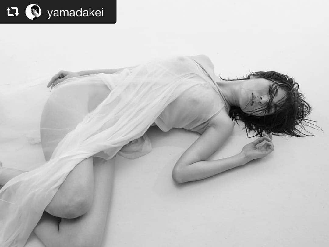 中田有美さんのインスタグラム写真 - (中田有美Instagram)「🏳️🧵🧡 ﻿﻿﻿ ﻿ ph @yamadakei ﻿﻿﻿﻿ st @arakishiro ﻿﻿﻿﻿ hm @hairmake_ayau_r﻿﻿﻿﻿ md yumi nakata﻿﻿﻿ ﻿﻿﻿ ﻿ #japan #japanese #fukuoka #model #portraitmodel  #photo #photography #portrait #portraitphoto #portraitphotography #mode #cool #modestyle #beauty #sexy #shooting #instadaily #instafashion #fashion #love  #me #y_n_yumi  #yuminakata #中田有美 #日本 #福岡 #モデル #撮影﻿﻿ ﻿﻿」3月31日 2時03分 - yumi_5287