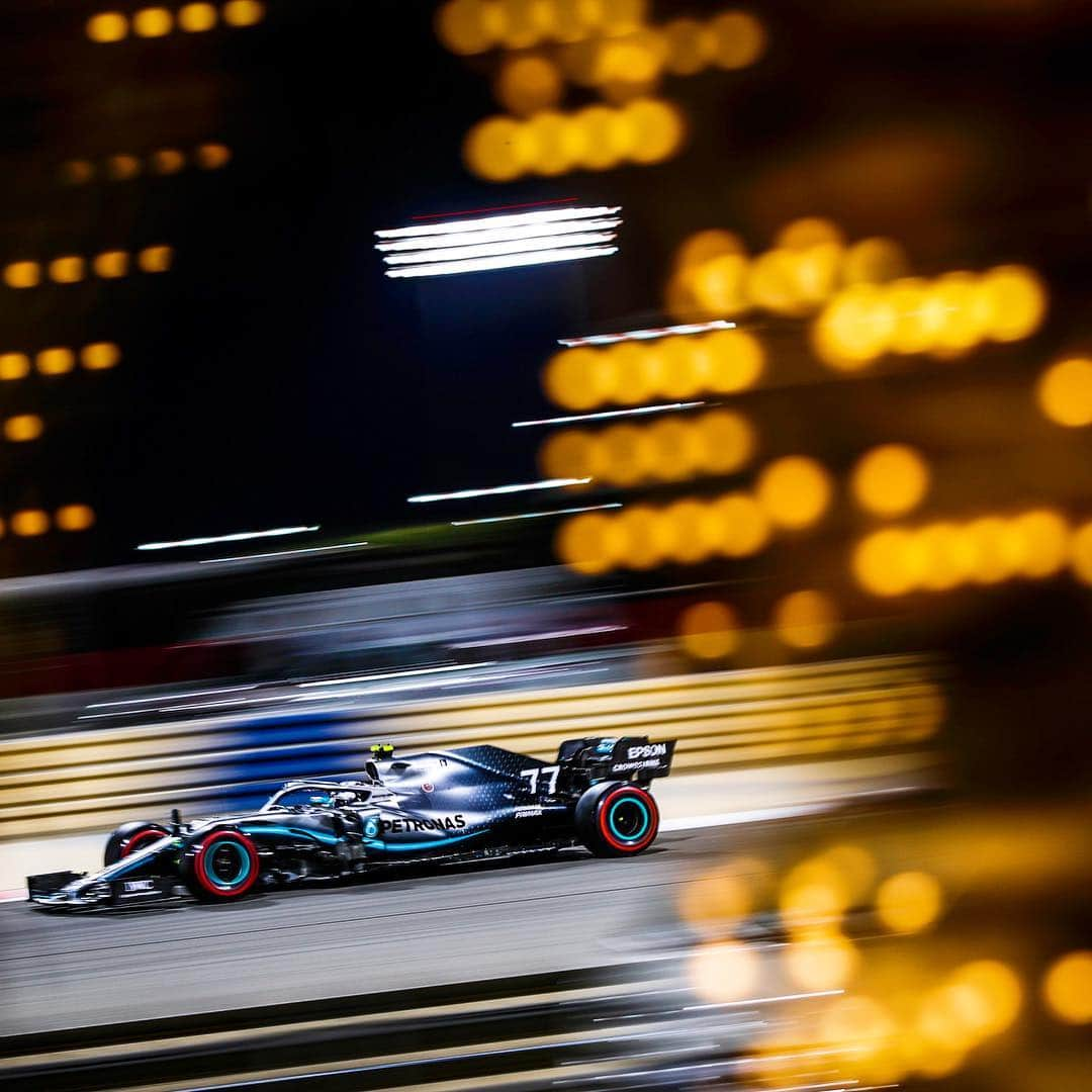 MERCEDES AMG PETRONASさんのインスタグラム写真 - (MERCEDES AMG PETRONASInstagram)「Locking out the second row for Sunday's #BahrainGP under the lights. Let's give those red cars something to worry about tomorrow! 👊 • #MercedesAMGF1 #MercedesAMG #F1 #VB77 #PETRONASmotorsports」3月31日 2時09分 - mercedesamgf1