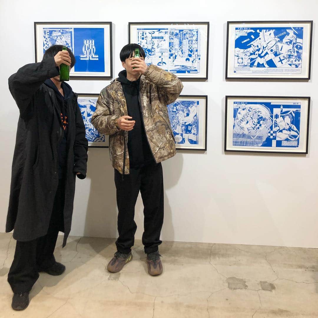 GO AKIMOTOさんのインスタグラム写真 - (GO AKIMOTOInstagram)「LANVIN en Blue Presents "L’ATELIER" LANVIN en Blueを象徴する "ダブルJLマーク" にフォーカスし、5名4組の気鋭アーティストを迎えたアートエキシビションが、4月9日(日)まで原宿 the conerにて開催中🇫🇷 Congratulations! UTOPIE(@yoshirotten × @kosukekawamura )👏🏻」3月31日 0時55分 - go_akimoto