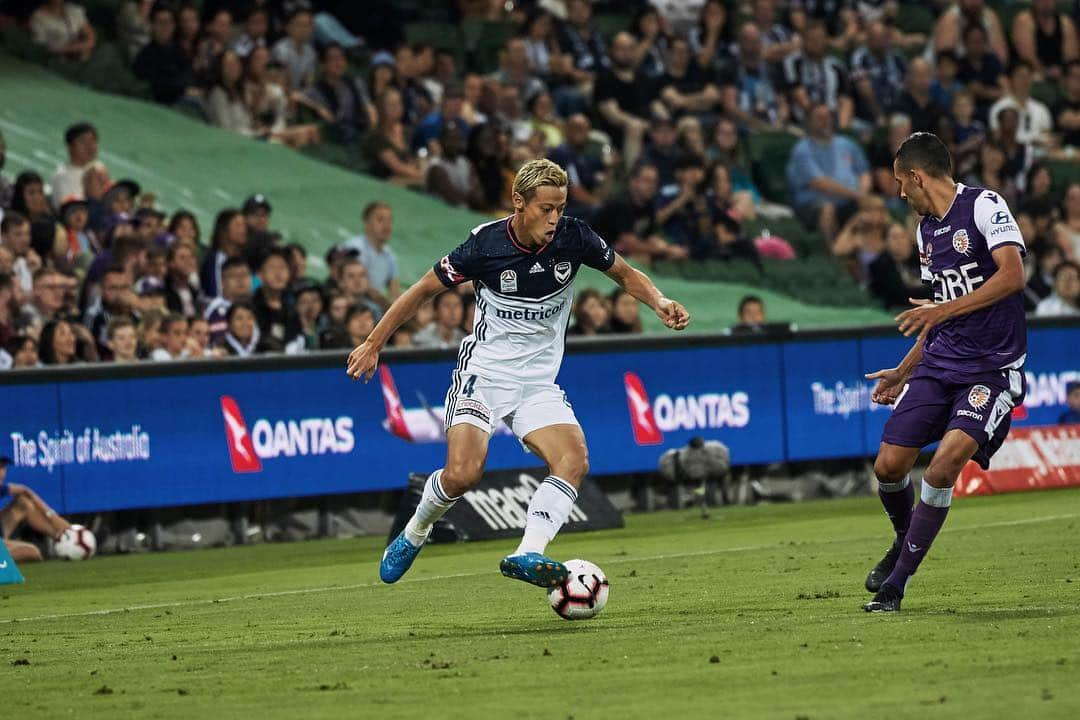 本田圭佑さんのインスタグラム写真 - (本田圭佑Instagram)「#perth #australia @gomvfc」3月31日 0時56分 - keisukehonda