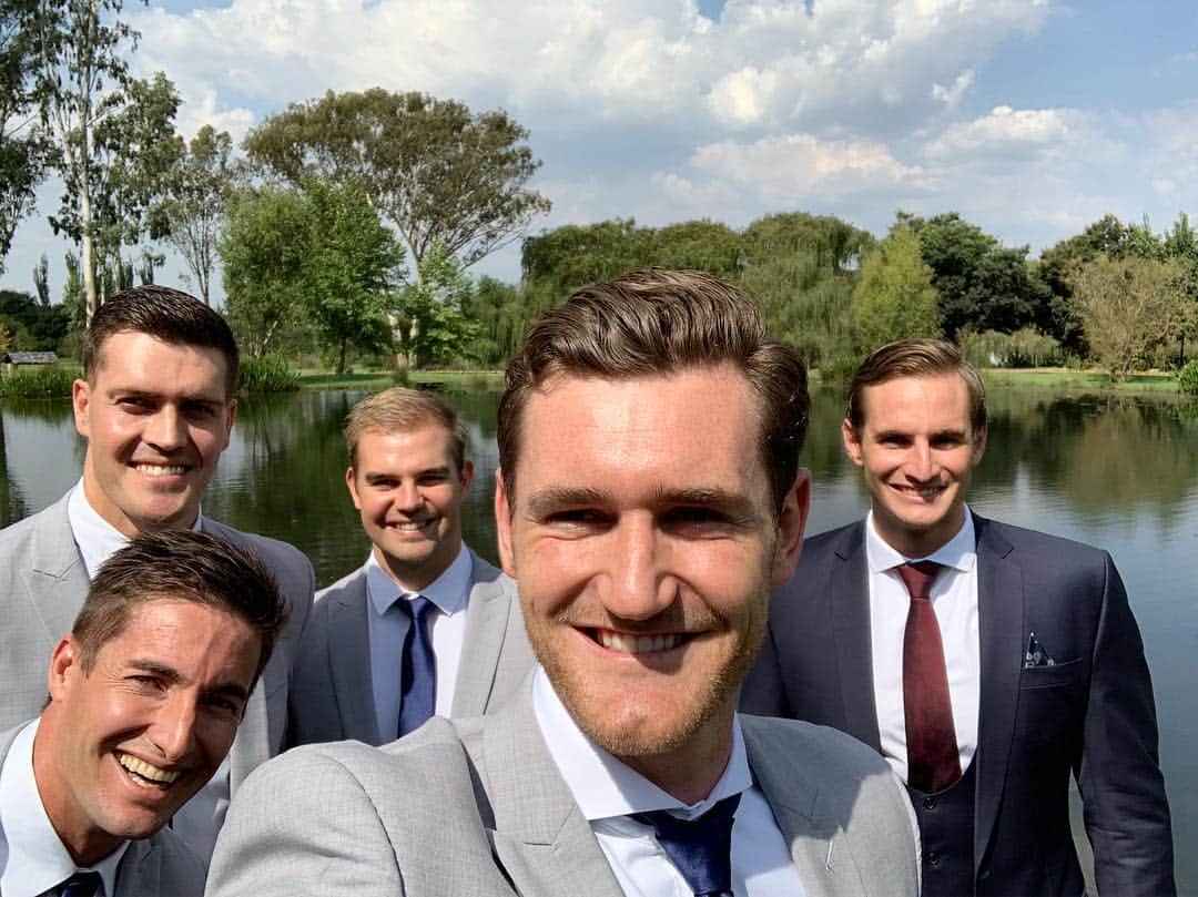 キャメロン・ファンデルバーグのインスタグラム：「It's time for a wedding! @giuliozorzi」