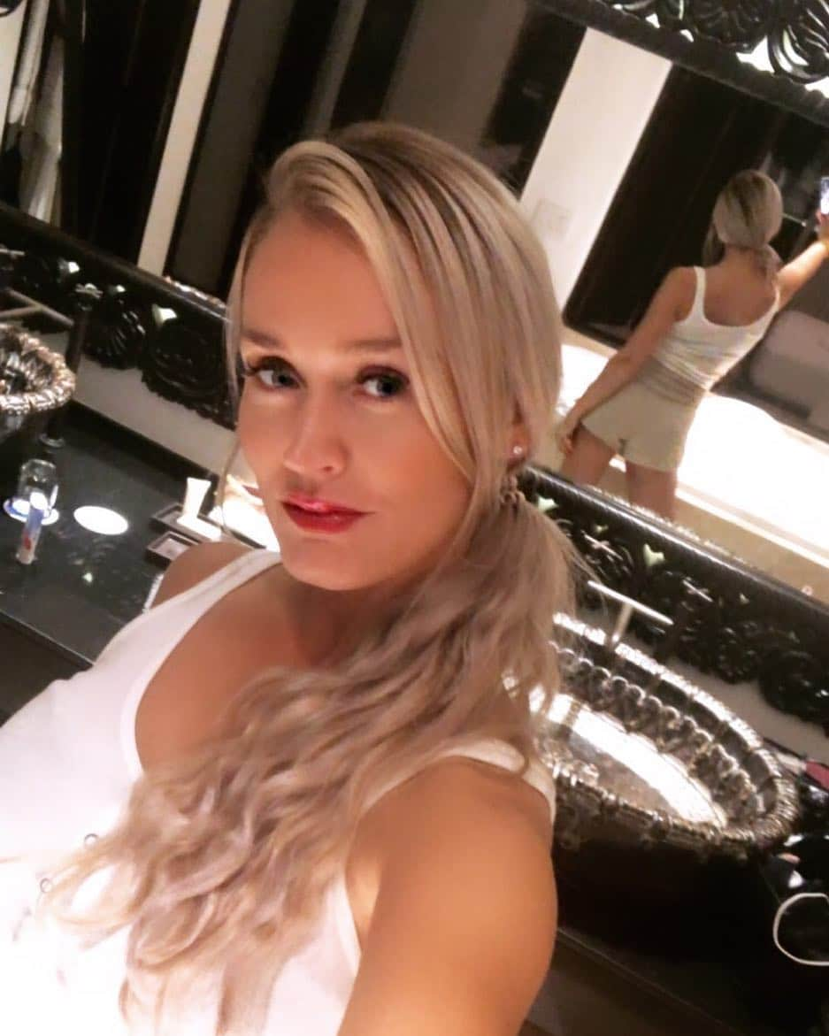 ブレア・オニールさんのインスタグラム写真 - (ブレア・オニールInstagram)「👀 double trouble」3月31日 1時12分 - blaironealgolf