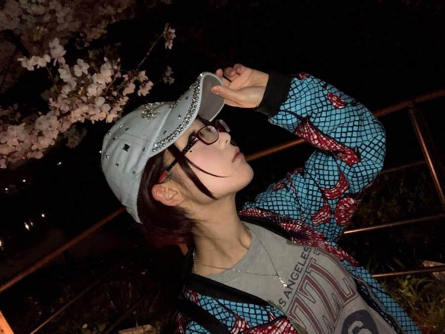 北見えりさんのインスタグラム写真 - (北見えりInstagram)「Cherry blossom🌸 . . . #selfie #cherryblossom #cute #flash #japanesegirl #spring」3月31日 1時28分 - eri_kitami