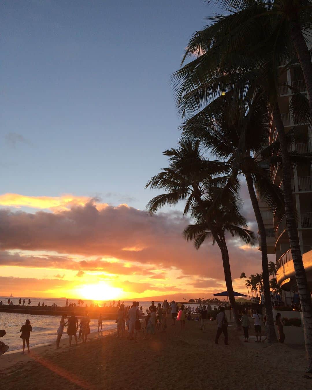 川口徹道さんのインスタグラム写真 - (川口徹道Instagram)「今年の夏ははしゃぐよ🌴  大好きなハワイ5年ぶりに決定🍹  ハワイ好きいましたら情報下さい🤙  #ハワイ #hawaii  #ハワイ好きな人と繋がりたい  #アロハ #オアフ島 #ダイヤモンドヘッド #旅行好きな人と繋がりたい #てつみち」3月30日 17時11分 - tetsumichi0609