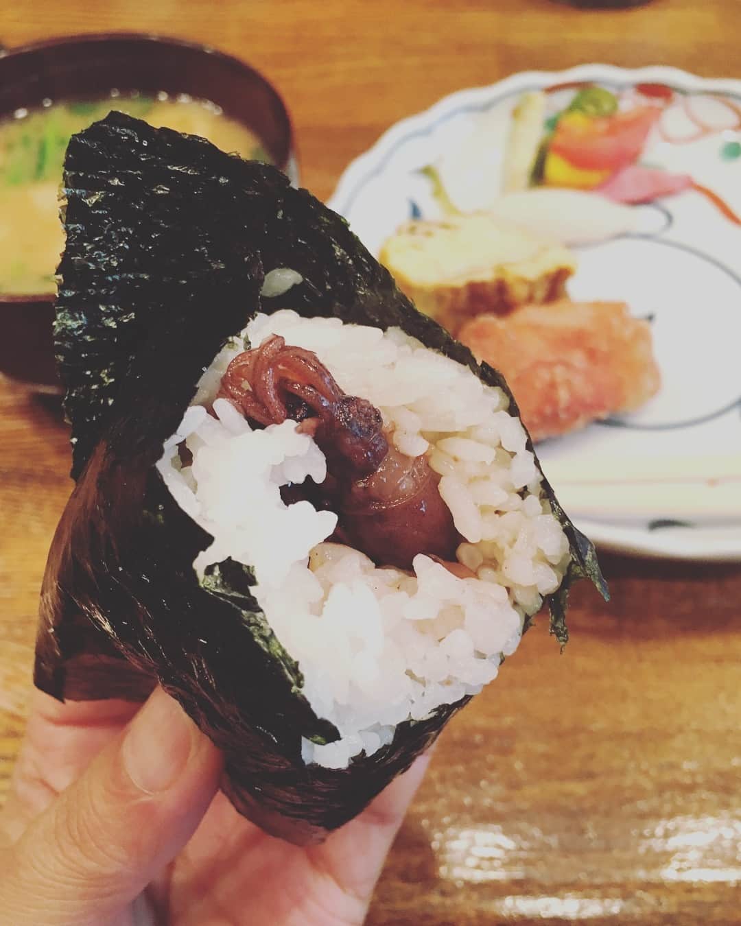 猫沢エミのグルメインスタ