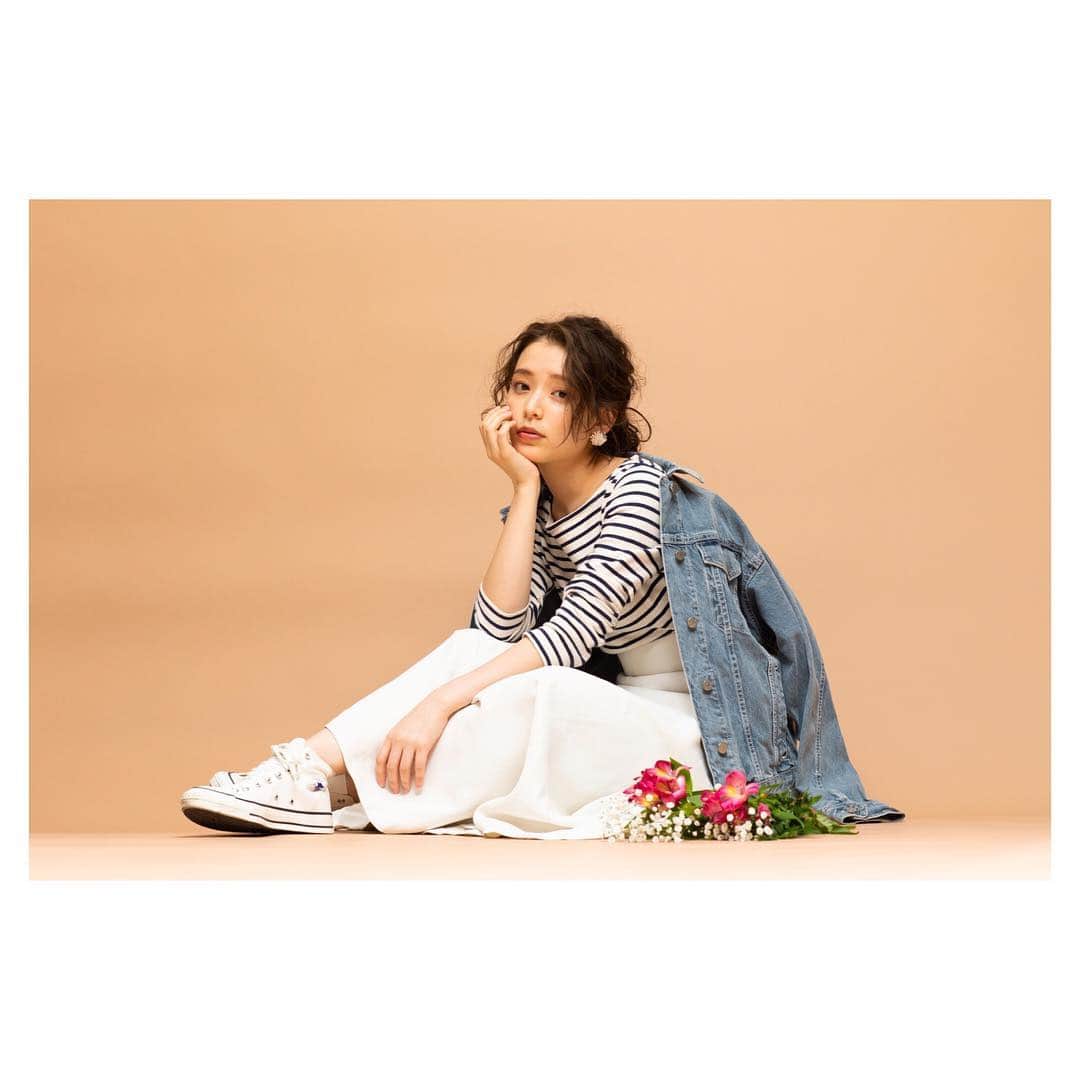 のインスタグラム：「💐 photographer/ @miya0406oka  hairmake/ @20471120.vs  #photoshoot #作品撮り」