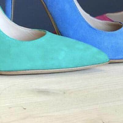 イズロさんのインスタグラム写真 - (イズロInstagram)「#islo #isloisabellalorusso #isloshoes #shoes #pumps #heels #tacchi #highheels #suede #fashion #style #alabama #shoponline #shoppingonline #madeinitaly #staytuned」3月30日 17時51分 - islo_isabellalorusso