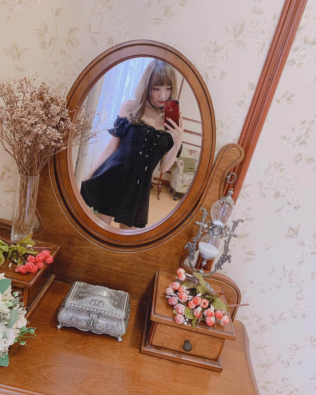 Sherryさんのインスタグラム写真 - (SherryInstagram)「- 準備出發去看live!! 小丸子陰終於聽話點(๐•̆ ·̭ •̆๐)」3月30日 18時04分 - silverxhere