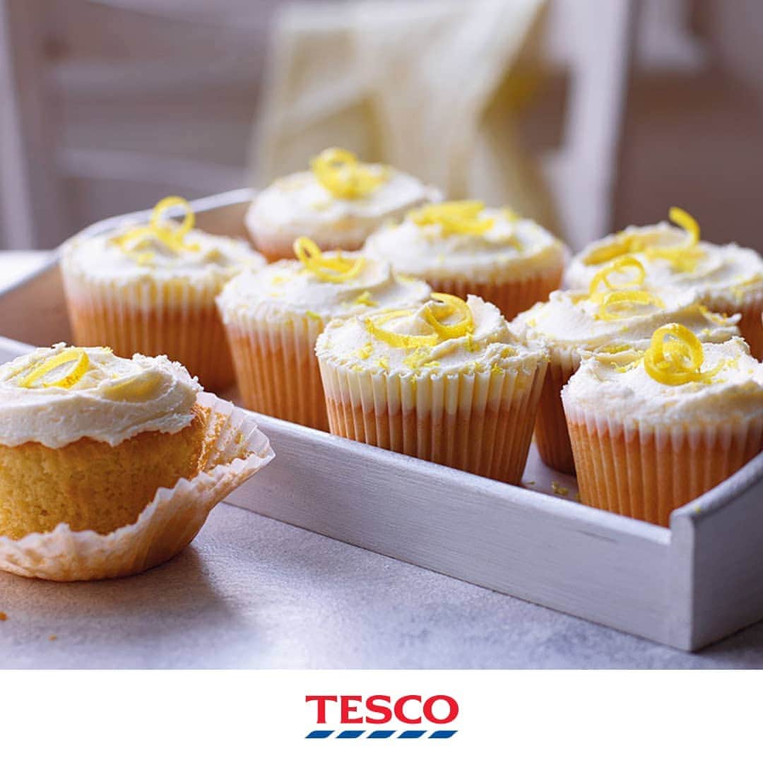 Tesco Food Officialさんのインスタグラム写真 - (Tesco Food OfficialInstagram)「Sweet, neat and petite. These lemon cupcakes are delightfully fluffy and easy to whip up - perfect for a cup of tea and a bit of a natter on #MothersDay.⁣ ⁣ #FromTescoForMum⁣ ⁣ Ingredients⁣ 125g unsalted butter, softened⁣ 125g caster sugar⁣ 1 lemon, zested plus 2 tbsp juice⁣ 2 eggs⁣ 150g self-raising flour⁣ For the buttercream⁣ 150g unsalted butter, softened⁣ 300g icing sugar⁣ 1 lemon, zested, ½ juiced⁣ lemon zest, to decorate⁣ ⁣ Method⁣ 1. Preheat the oven to gas 4, 180°C, fan 160°C. Line a 12-hole cupcake tin with paper cases. Put the butter, sugar and lemon zest in a mixing bowl and beat with an electric whisk (or by hand with a wooden spoon) for 2 mins until light and creamy. ⁣ 2. Add in the eggs one at a time, beating well after each addition.⁣ 3. Sieve the flour on top, add the lemon juice and gently mix everything together until combined. Divide the mixture equally between the cake cases, smooth the tops and bake for 25 mins until just firm and lightly golden. Transfer to a wire rack to cool completely.⁣ 4. Meanwhile, make the buttercream. Put all the ingredients in a large bowl and beat with an electric whisk until light and fluffy.⁣ 5. Use a round bladed knife or small palette knife to spread buttercream on top of each cake. Sprinkle with lemon zest just before serving.」3月30日 19時04分 - tescofood