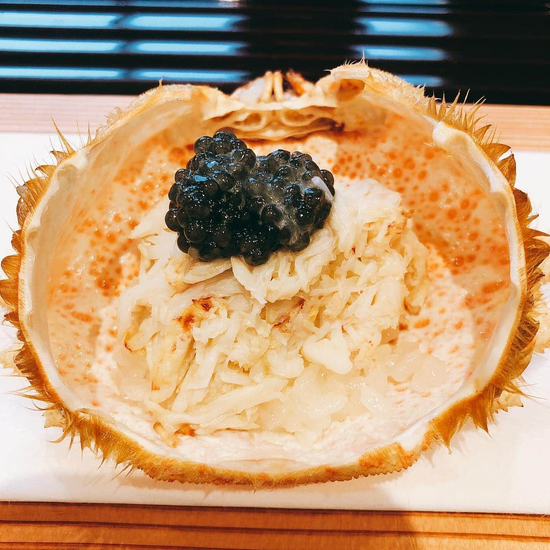 里美ゆりあさんのインスタグラム写真 - (里美ゆりあInstagram)「食べログ高得点の松川に行ってきました(*ᴗˬᴗ) 全品上品な味で楽しいお食事会でした😊 #松川#食べログ#高得点#赤坂#和食#上品#お食事会#lunch#ランチ#グルメ#グルメ会#グルメ好きな人と繋がりたい」3月30日 19時29分 - satomiyuria