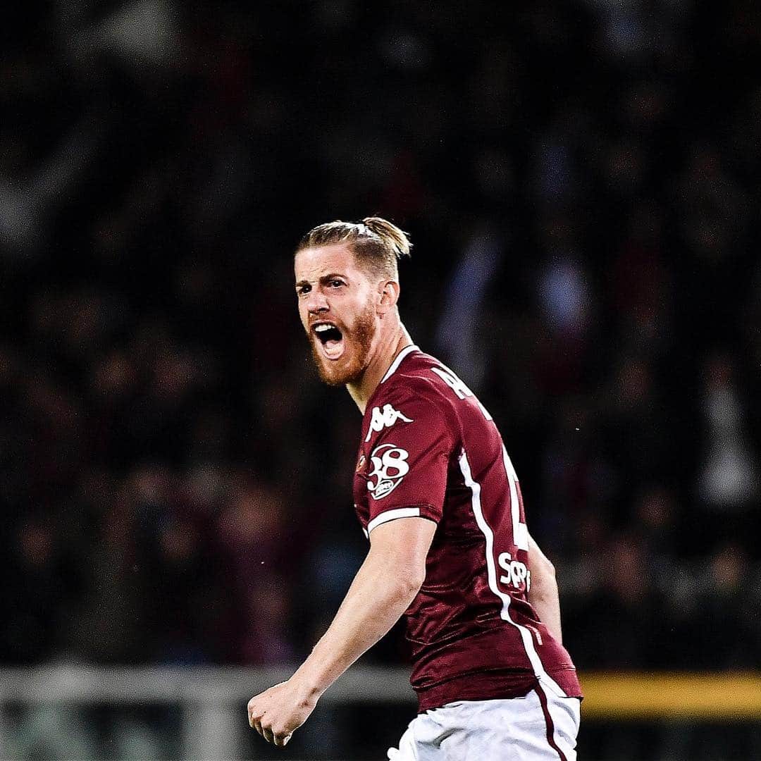 トリノFCさんのインスタグラム写真 - (トリノFCInstagram)「Domani Match day su Torino Channel⚽ 📺 H13:30 il pre partita ⚽ H15 #FiorentinaTorino 👥 Sala, Sterpone 🎧 H15 la radiocronaca live di Fiorentina-Torino 🗣 telecronaca granata sul canale 253- tasto giallo ➡ lingua "originale" 🎤 Post partita con le voci dei protagonisti #SFT」3月30日 20時04分 - torinofc1906