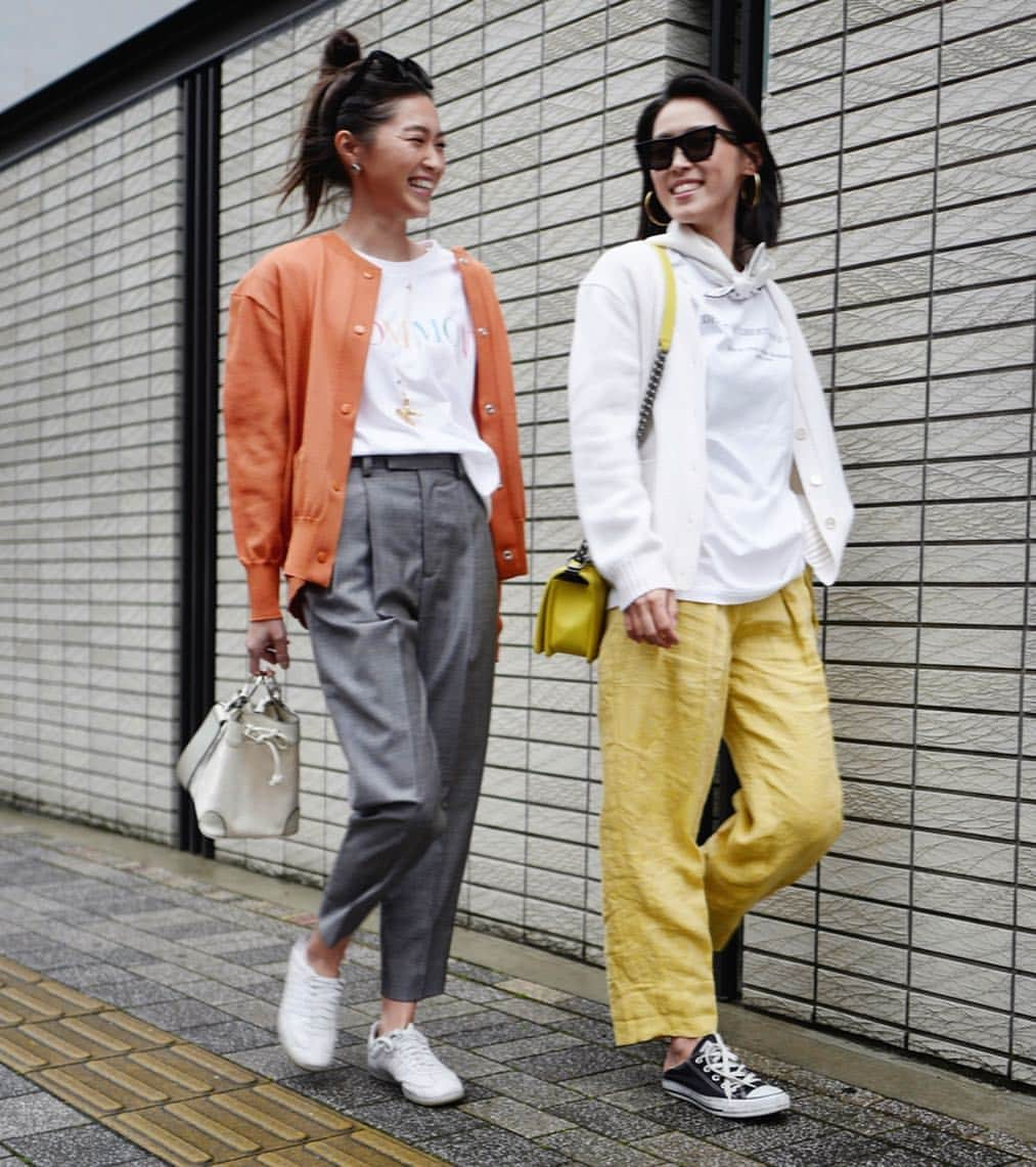 田中彩子さんのインスタグラム写真 - (田中彩子Instagram)「. 🍊 cardigan/pants...#stunninglure  shoes...#adidas bag...#AYAKO Tee...#gypsohila . 🍋 cardigan...#drawer skirf...#jilsander  pants...#aeron bag...#chanel shoes...#converse . . 今年はオレンジも気になる🧡」3月30日 21時15分 - ayako_tanaka_