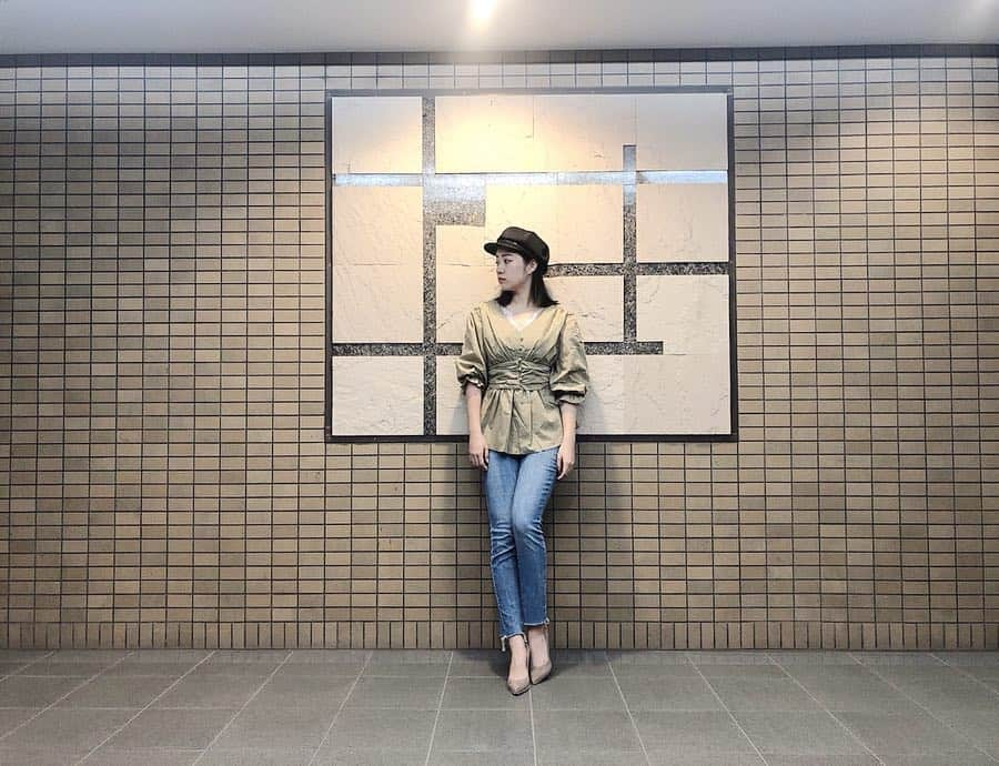 中嶋桃花さんのインスタグラム写真 - (中嶋桃花Instagram)「韓国行ってる間に届いてたお洋服第二弾❤︎ @fifth_store さんの🌷 40％offは魔法の言葉だ🧙‍♀️ ウエストがギャザーになってるからスタイルもよく見えるし春先活躍してくれそう🌸  ##fifth #fifthtl #フィフス#低身長コーデ #ウエストマークチュニック #モモstyle」3月30日 21時31分 - momoka_nakajima