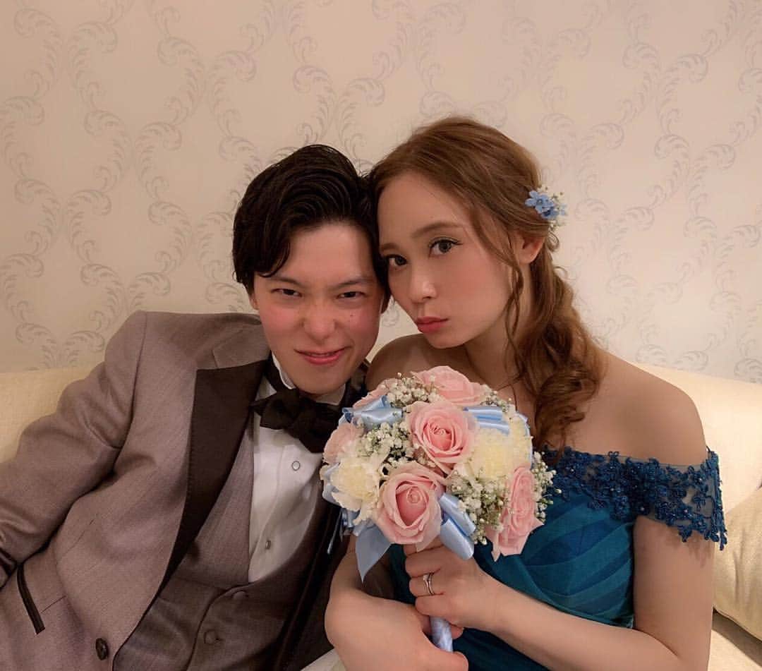 本田しおりのインスタグラム：「先日無事結婚式を終えました♡  本当に幸せな時間でした。  来てくれたお友達はもちろんお祝いの言葉をくれた皆様も本当にありがとう♡  心から感謝します。  よく質問されますが こちらが本田の夫です」