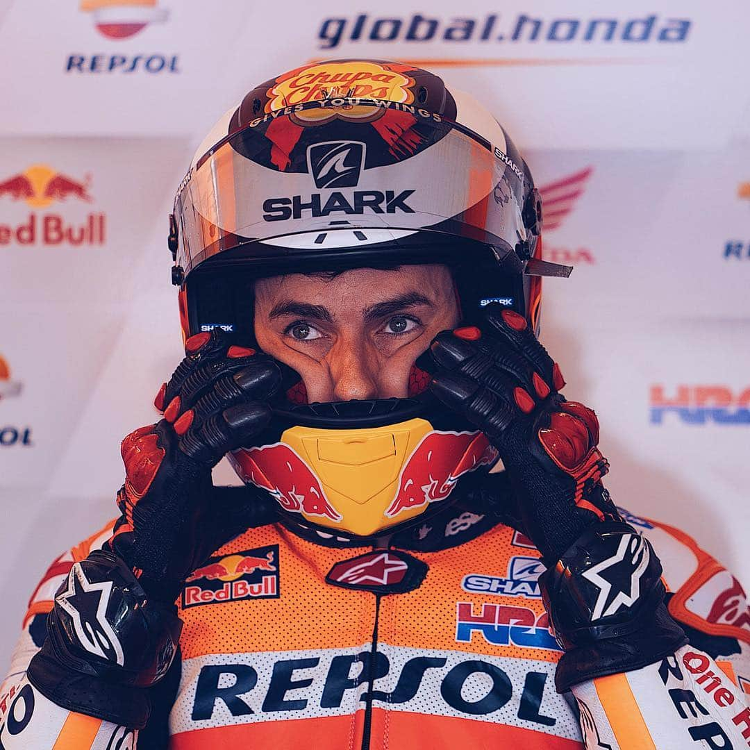 ホルヘ・ロレンソさんのインスタグラム写真 - (ホルヘ・ロレンソInstagram)「QP day. #ArgentinaGP」3月30日 21時26分 - jorgelorenzo99