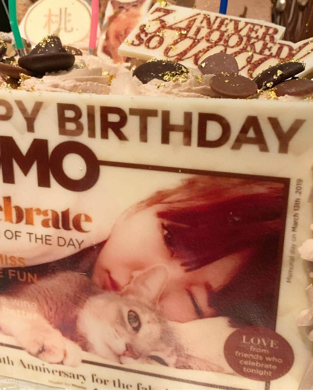 もえのあずきさんのインスタグラム写真 - (もえのあずきInstagram)「ののちゃん桃ちゃんたちがお誕生日お祝いしてくれたぁ🥺💓 ケーキかわいすぎ❤️しあわせ❤️❤️❤️ #お誕生日#バースデーサプライズ #バースデーケーキ #オーダーメイドケーキ #写真ケーキ#似顔絵ケーキ#おのののか ちゃん#桃ちゃん」3月30日 21時43分 - moeazukitty