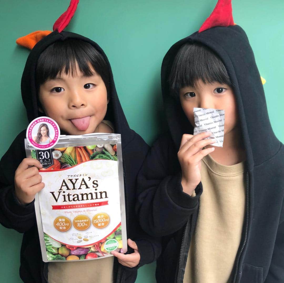 ᴋᴀɴᴀᴋöさんのインスタグラム写真 - (ᴋᴀɴᴀᴋöInstagram)「★ ツインズ君が、幼稚園に行ってる日など、 自分1人の時は、ついつい食事に手を抜きがち…😗💦 * 身体の健康も考えて、ビタミンや葉酸などがしっかり取れる AYA'sビタミンを 友人に教えてもらいました🌿 ←フィットネスで有名なAYAさんが出しているサプリなんだそう💊✨ * 1回分 小分けになってるから衛生的だし、持ち運びにも便利❤️ 100%天然食材だから、妊娠中〜授乳中も安心して飲めます🌈 * 今日もツインズ君は、公園で元気いっぱい遊んだよー🌸 * #アヤズビタミン#妊娠#妊活#ホルモンバランス#葉酸」3月30日 21時56分 - kanakokko_34_
