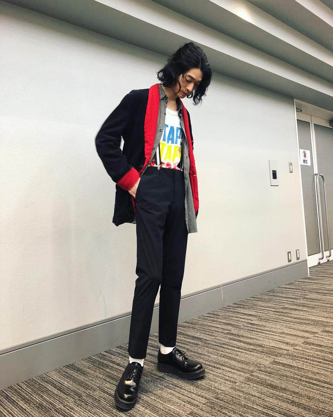 兒玉太智のインスタグラム：「Styled by 壽村太一さん👏 . 東京ガールズコレクションでした。 映画「PRINCE OF LEGEND」を、ぜひ劇場で体感してみてくださいね☺︎ . . #東京ガールズコレクション #プリレジェ #壽村太一」