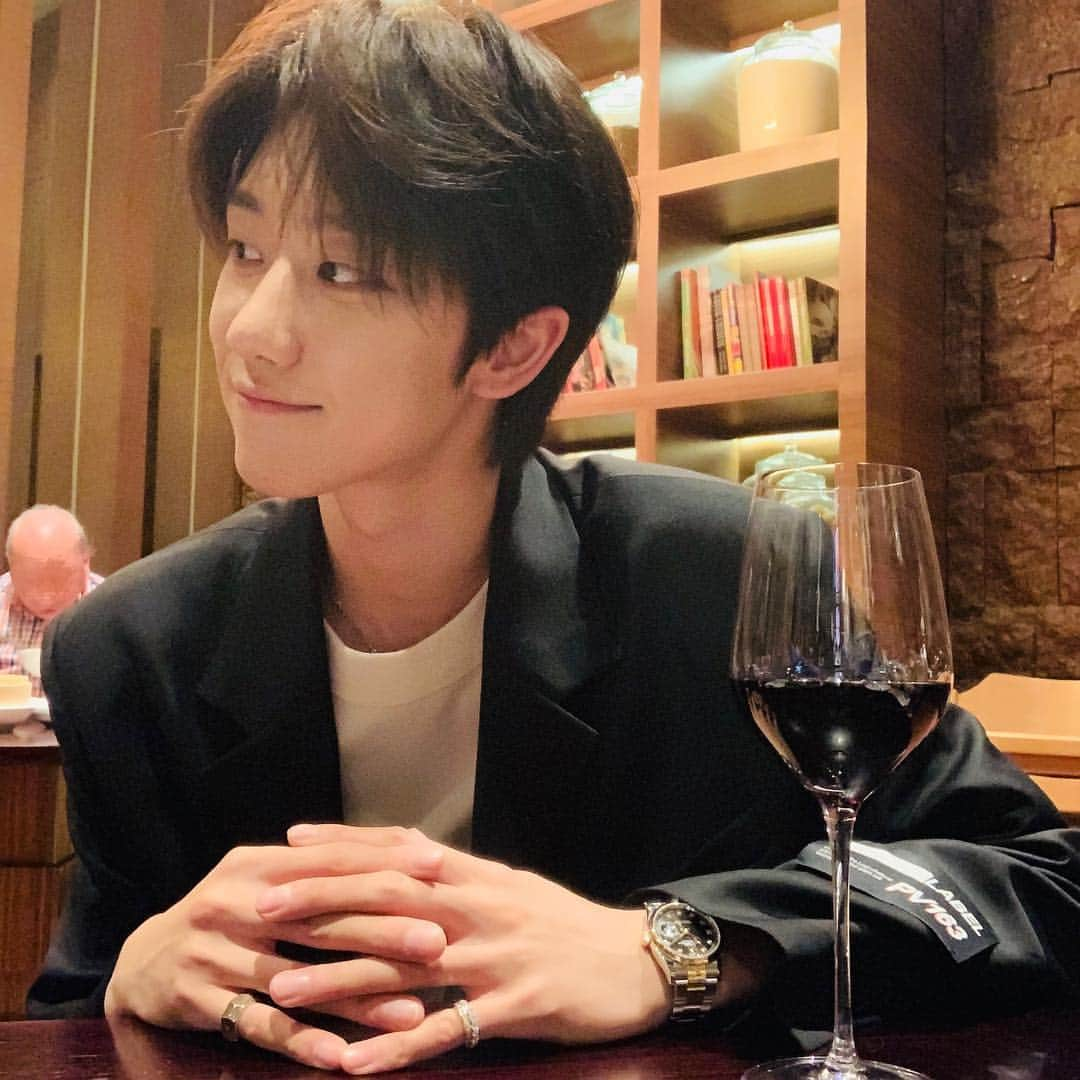 ディエイト（THE8）さんのインスタグラム写真 - (ディエイト（THE8）Instagram)3月30日 22時22分 - xuminghao_o