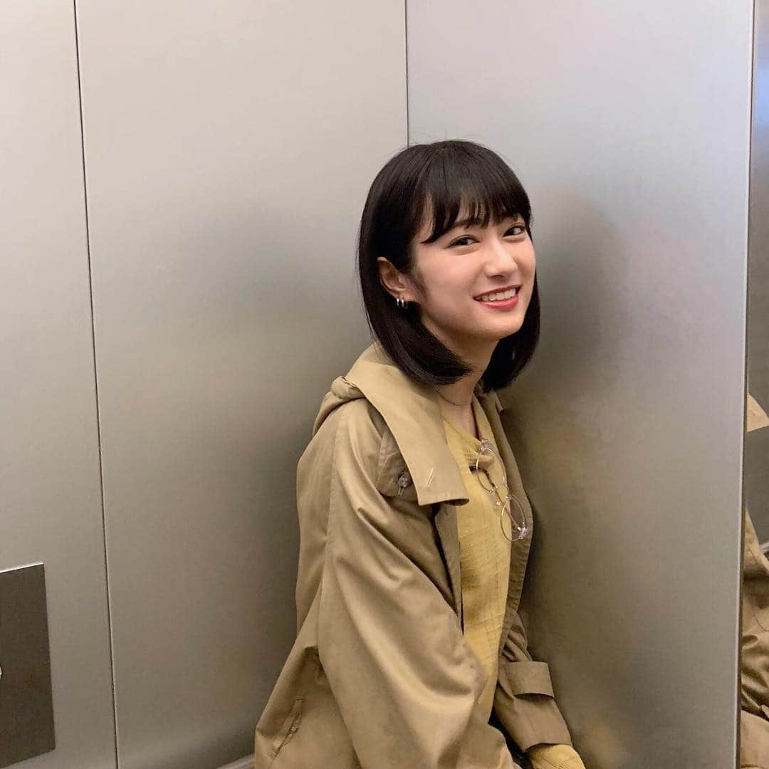 広瀬ちひろさんのインスタグラム写真 - (広瀬ちひろInstagram)「✌🏻️✌🏻️」3月30日 22時22分 - chi_hirose