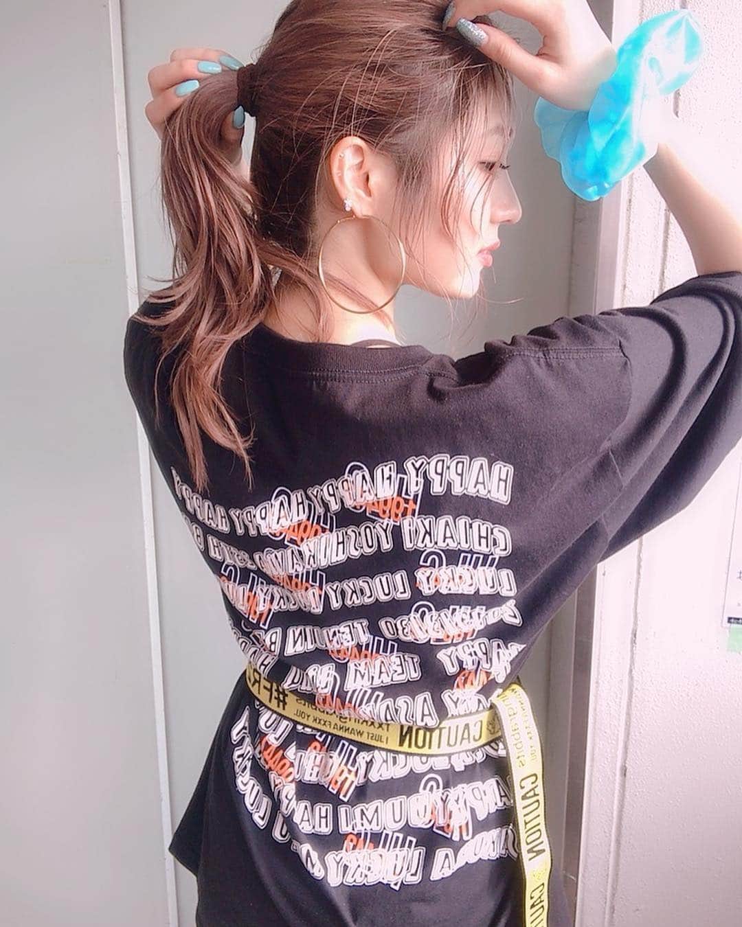 坂井朝香さんのインスタグラム写真 - (坂井朝香Instagram)「ちあっきー生誕のTシャツが可愛すぎる件。。。」3月30日 22時33分 - asaka_sakai_