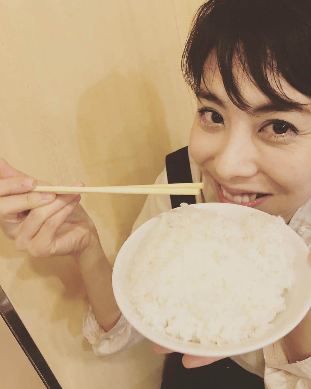 LOVEのインスタグラム：「友達以上恋人未満TOUR、大阪編、爆盛り上がり！ありがとうございました！ ようこそでした。  あたる&LOVE、ぶっちぎりです。  次回4/5代官山、晴れ豆にて東京編！  Photo by 中村中」