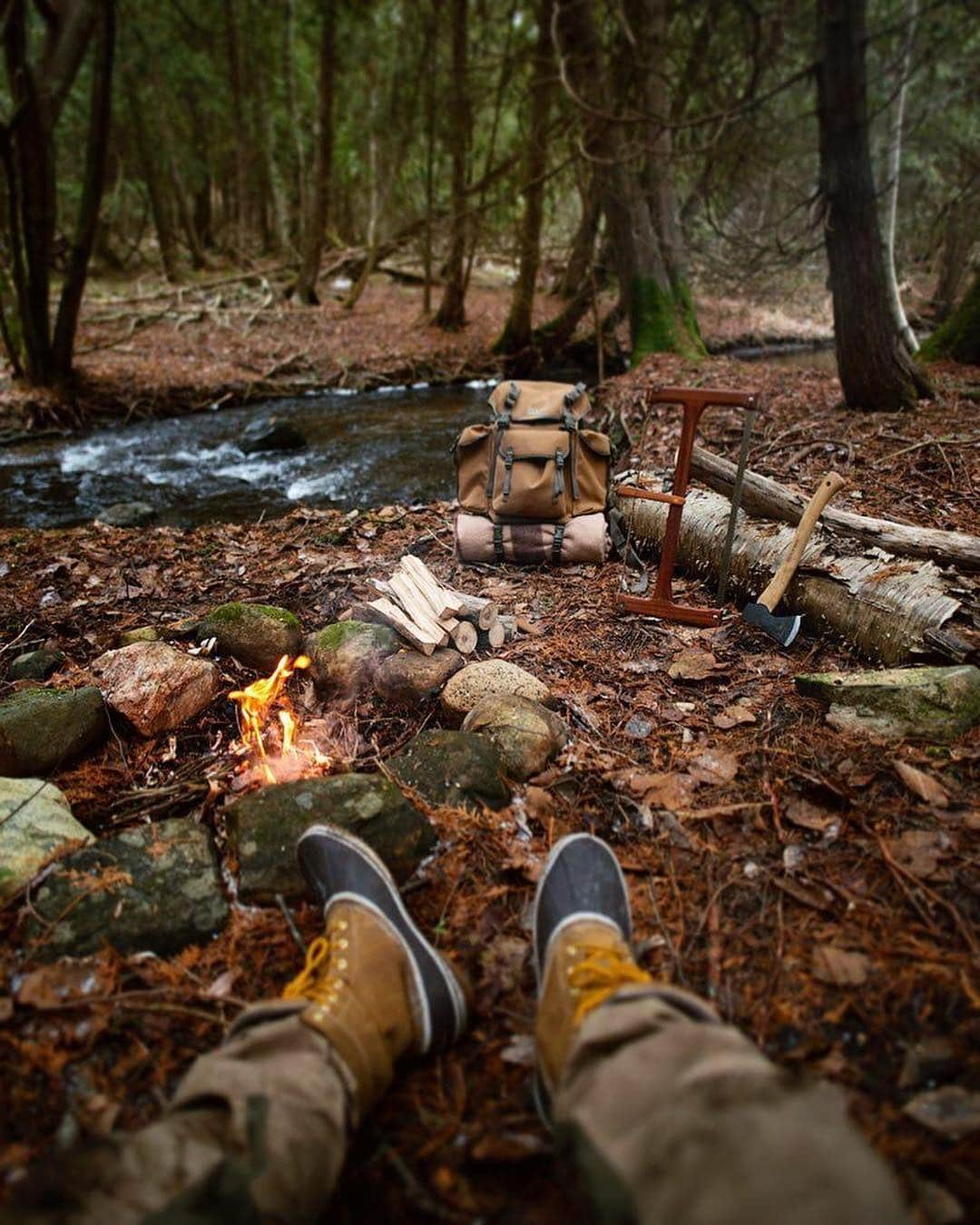 エディー・バウアーさんのインスタグラム写真 - (エディー・バウアーInstagram)「Weekends are for unplugging in the wild.​#LiveYourAdventure 📸: @pawlowski.outdoors 🙌🏻」3月30日 22時58分 - eddiebauer