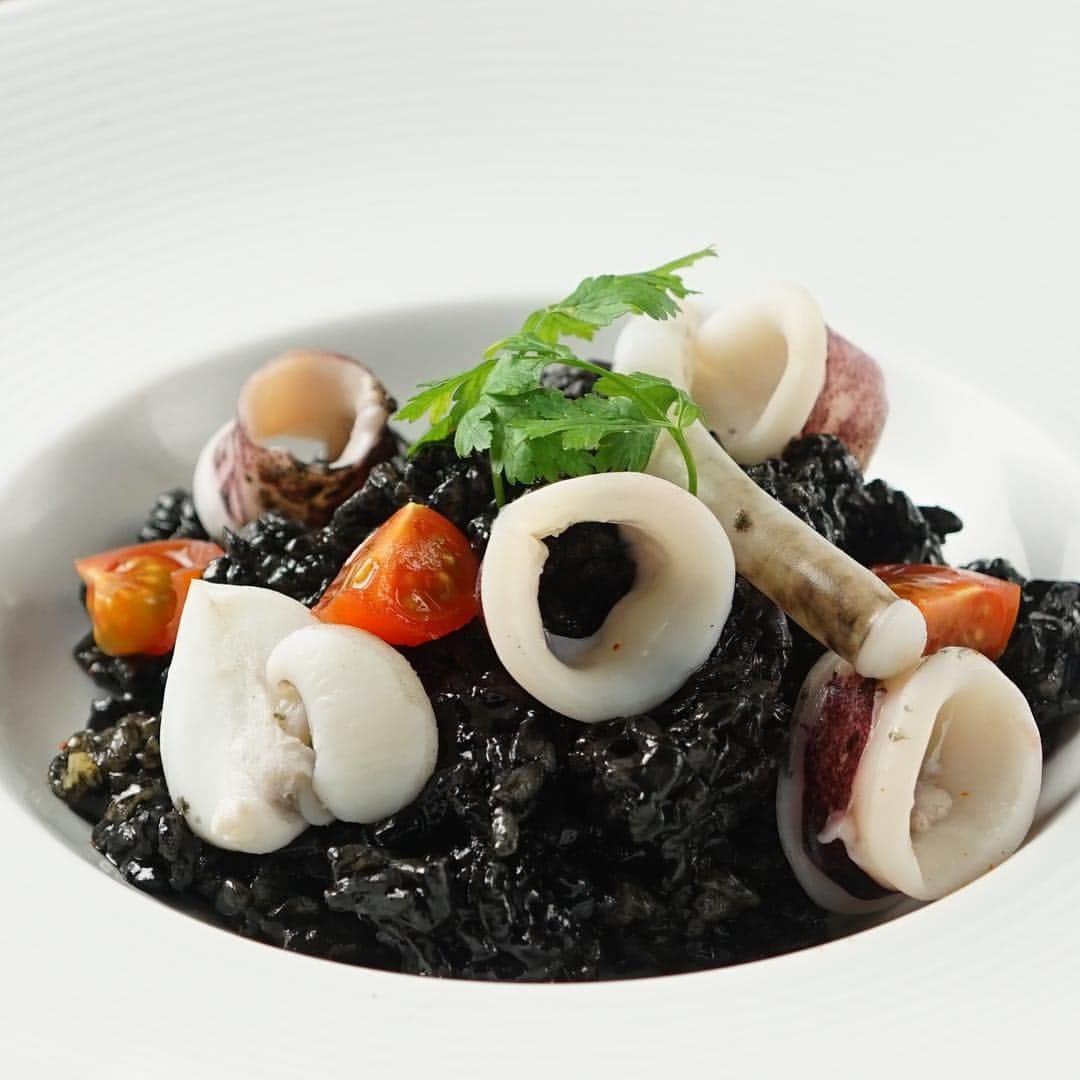 sdiningのグルメインスタ