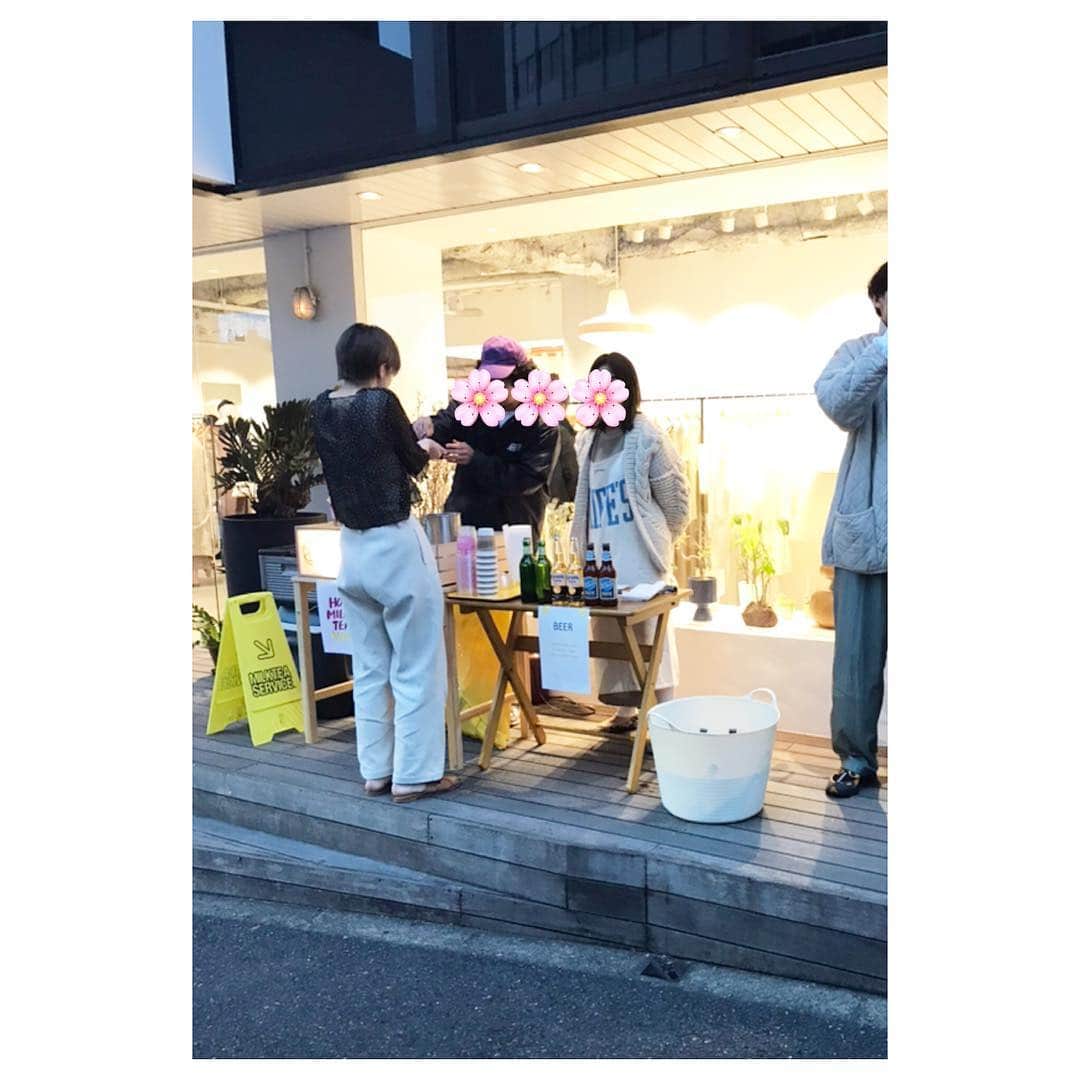 のインスタグラム：「@lifes_store さんで @milkteaservice 飲めますよ🥤」