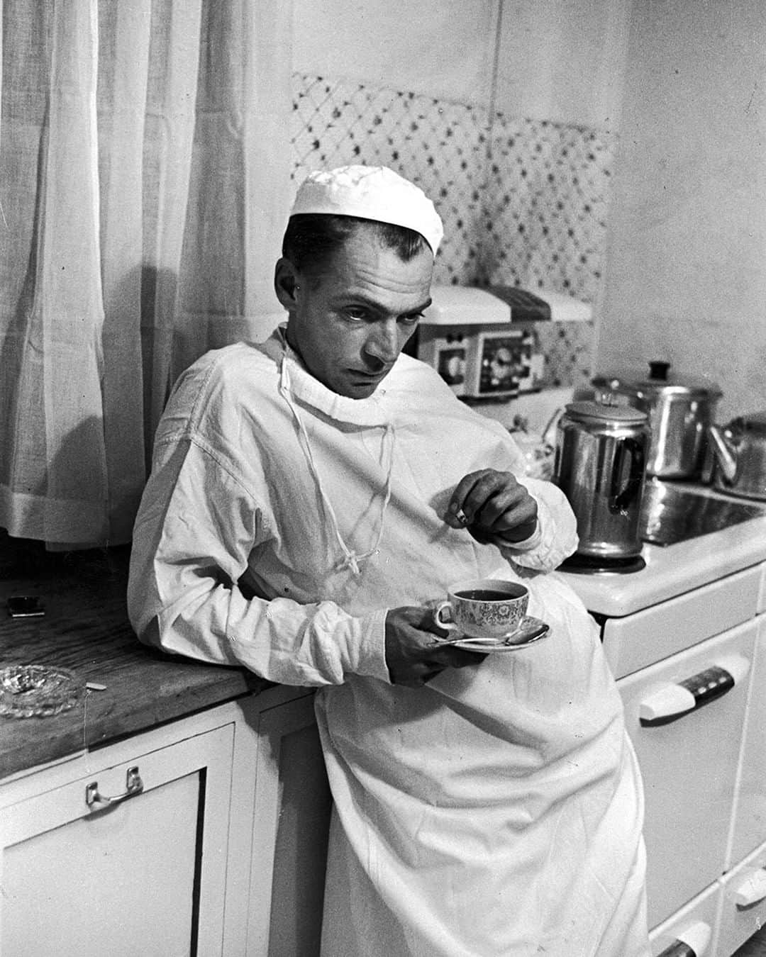 lifeさんのインスタグラム写真 - (lifeInstagram)「In celebration of #NationalDoctorsDay, LIFE presents a photo of Dr. Ernest Ceriani from W. Eugene Smith's incredible photo essay, Country Doctor. Dr. Ceriani is pictured here in a dazed state of exhaustion, having a cup of coffee in the hospital kitchen at 2 a.m. after performing a cesarean section where the baby & the mother died due to complications - 1948. (W. Eugene Smith—The LIFE Picture Collection/Getty Images) #LIFElegends #CountryDoctor」3月30日 23時40分 - life