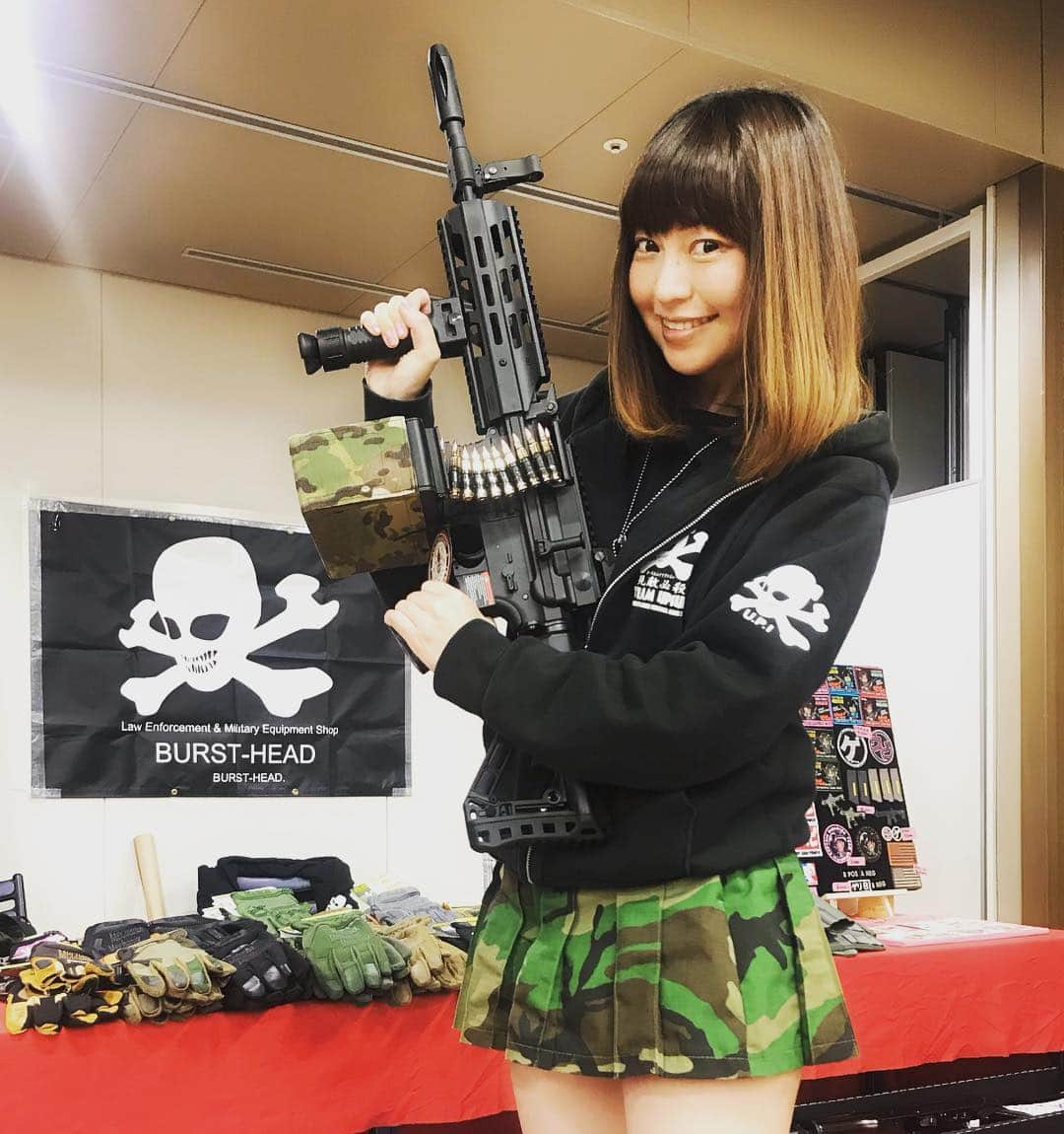 正田美里（みさみさ）さんのインスタグラム写真 - (正田美里（みさみさ）Instagram)「G&G LMG 発売っ！！ #Vショー #ビクトリーショー #LMG #ggarmament  #gg」3月31日 10時20分 - misamisaupiupi