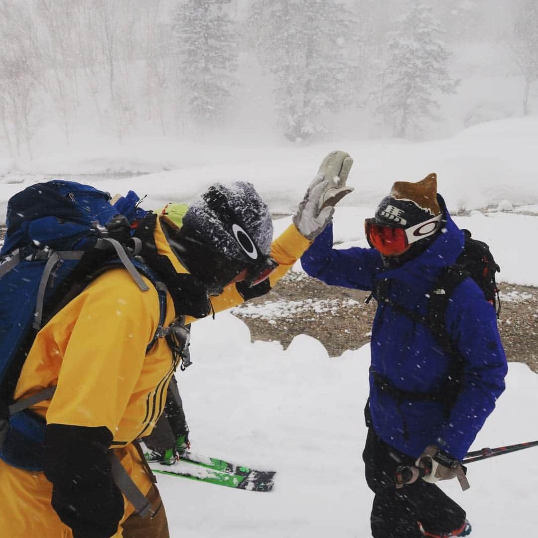 渡部暁斗さんのインスタグラム写真 - (渡部暁斗Instagram)「10日間の北海道。雪が降り続けるので、ほぼ毎日山へ上がってスキー三昧。最高でした🙏  #hokkaido #spreadtelemark #livetoski #goldwin #oakley」3月31日 10時12分 - wtbakt