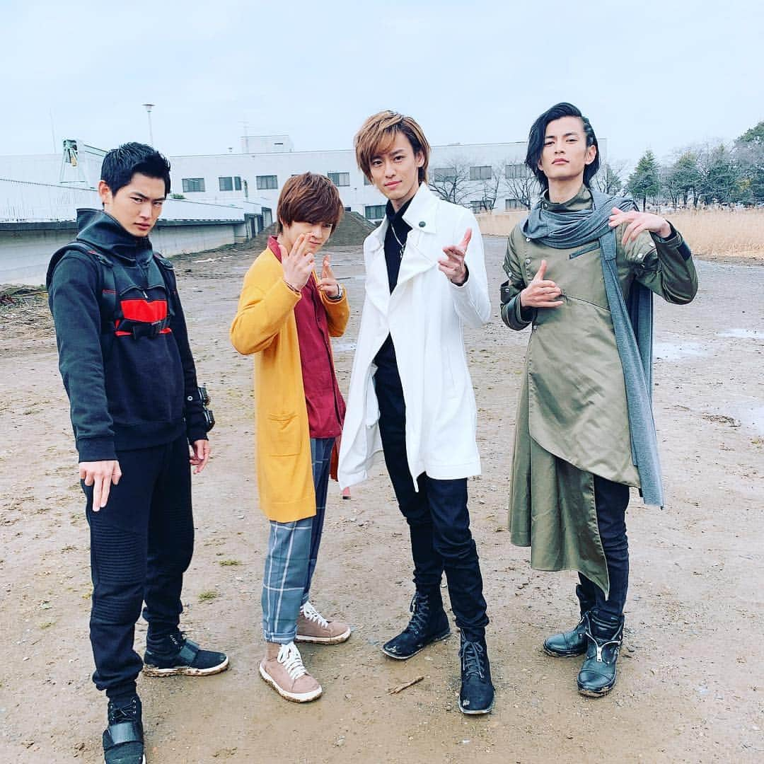 戸谷公人のインスタグラム：「仮面ライダージオウに お宝盗みに来たよ〜 変身もしたよ #仮面ライダージオウ #仮面ライダーディエンド #海東大樹」