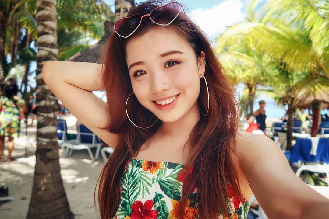 馬曉晴さんのインスタグラム写真 - (馬曉晴Instagram)「🌞NEW VLOG🌴有新片睇啊!快d去我簡介搵連結❤LINK IN BIO #SpringBreak2019」3月31日 10時15分 - maisyma1999