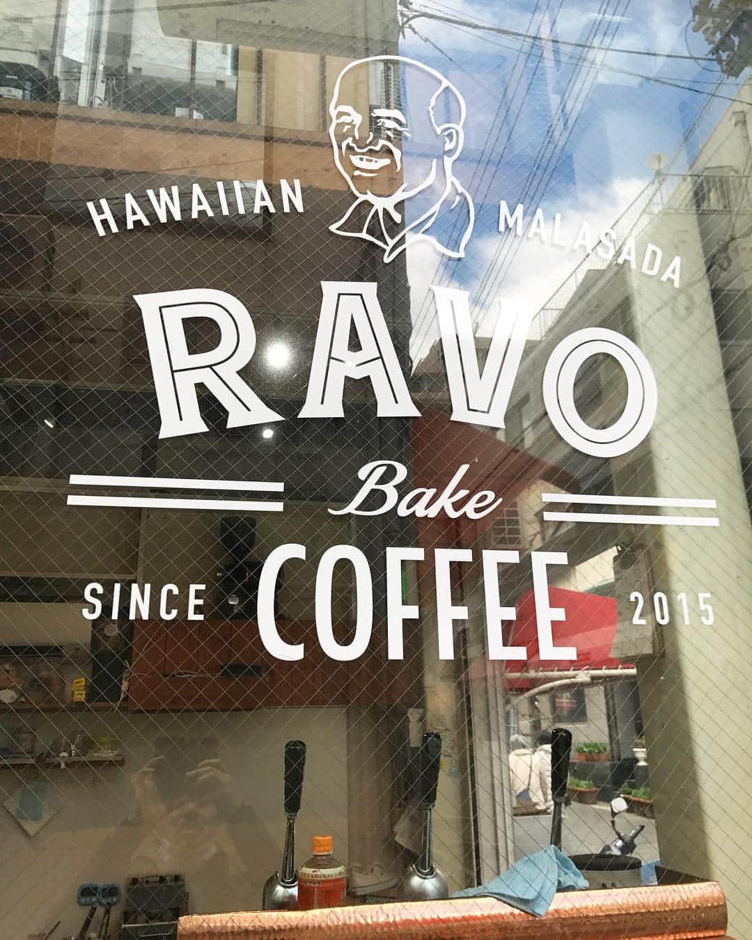 Ravo Bake Coffee Officialのグルメインスタ