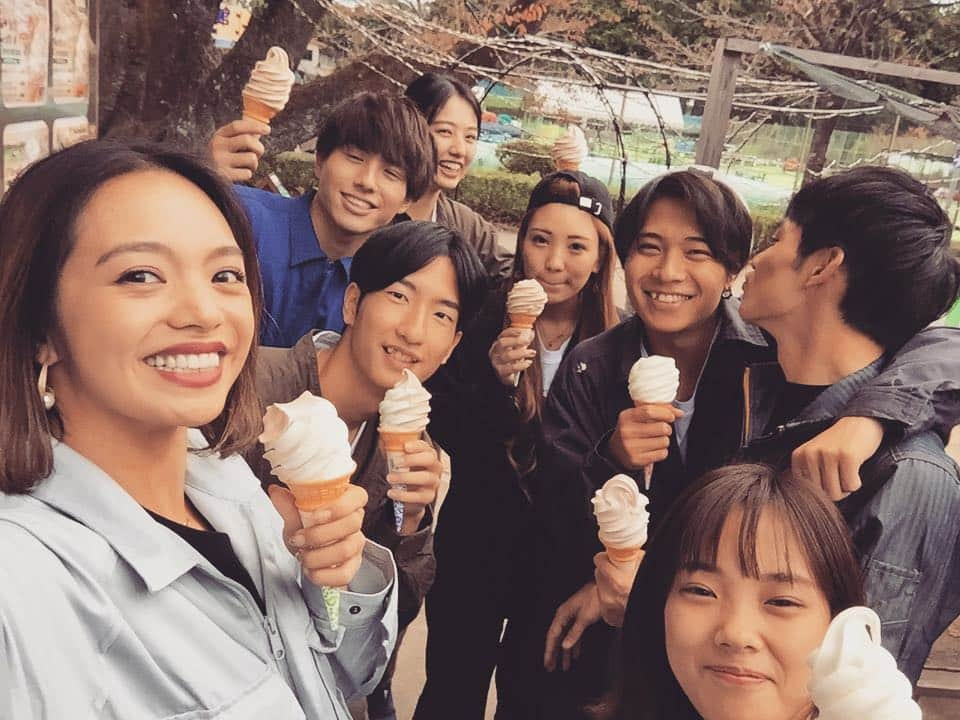 太田モニカさんのインスタグラム写真 - (太田モニカInstagram)「swipe→→→ 平成も残りわずかとなってきたね❤︎ もうすでにTVerで恋んトス 最終話が放送されました☺︎‼︎ . . 私にとって本当に恋んトス2シーズン出れたことが 本当に最高の思い出になりましたし、 私にとって忘れられない恋愛にもなりました。 みんなで笑ったことや一緒に悩んで泣いたことなど、 放送されてませんが喧嘩したりと、、笑 昨日かのように思い出します笑笑 また、恋んトスを通じて モニカのことを知って応援してくれるみなさん 本当にありがとうございます💓 また、これからもグリズリーこと モニカをよろしくお願いします🐻‼︎ . . また、恋んトスのスタッフの皆様や一緒に過ごしてきた仲間たち本当にありがとうございました❤︎❤︎ . . #monikalifestyle #love #happy #instagood  #恋んトス #恋んトスseason8  #平成ありがとう」3月31日 10時47分 - x.monika86.x