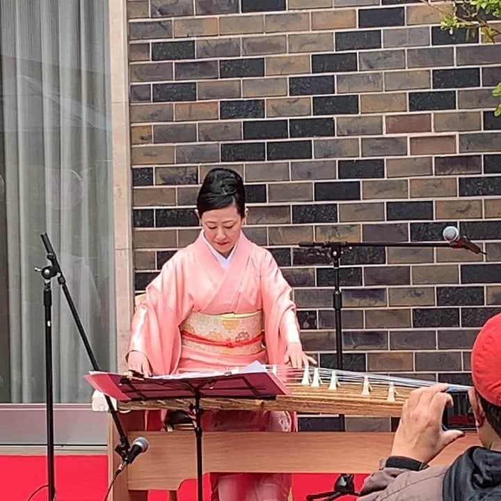 のインスタグラム：「#紀尾井町桜まつり  本日最終日 11:00-15:00  #桜 #sakura #ホテルニューオータニ @hotelnewotanitokyo #preferredhotels #ニューオータニ #紀尾井町 #祭 #桜まつり」
