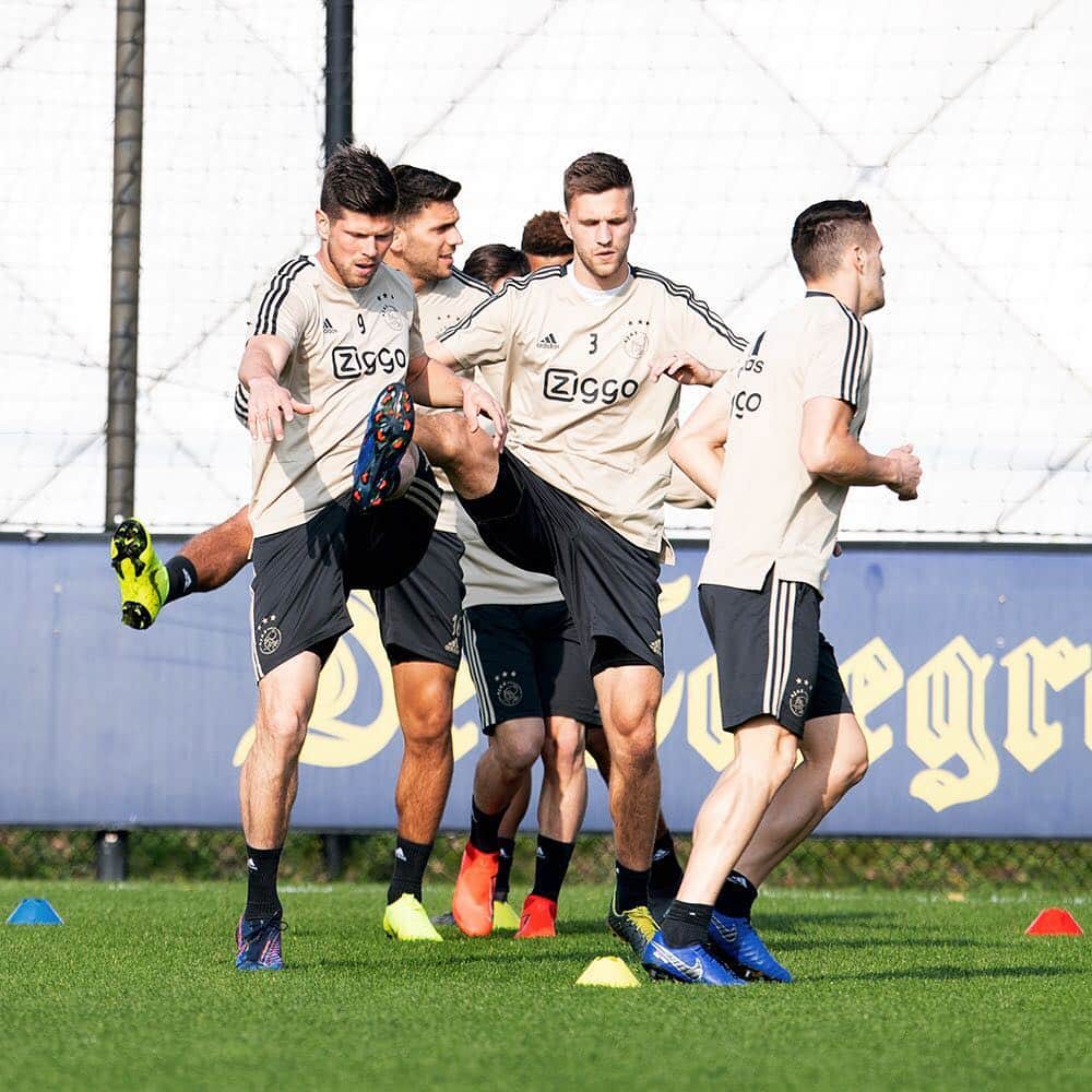 ジョエル・フェルトマンのインスタグラム：「Ready for tomorrow 💪❌❌❌ #ajax」