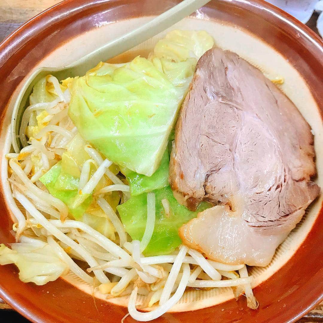 森野光晴のインスタグラム：「今日は炭水化物解禁デー。 #特製野菜味噌ラーメン #東横駅南店  新潟ワンマン来てくれた皆様ありがとうございました！」