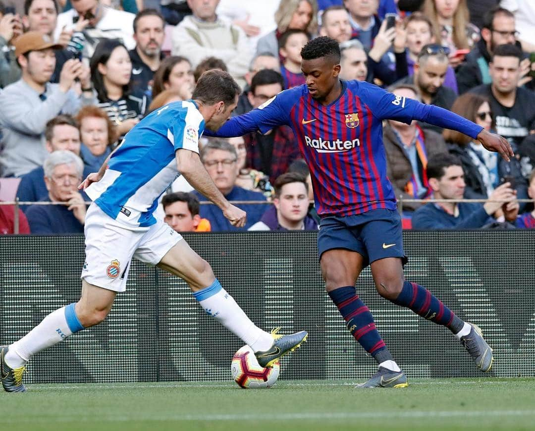 ネルソン・セメドさんのインスタグラム写真 - (ネルソン・セメドInstagram)「3+ puntos seguir trabajando equipo Força Barça 🔵🔴🔵🔴」3月31日 3時23分 - nelsonsemedo50