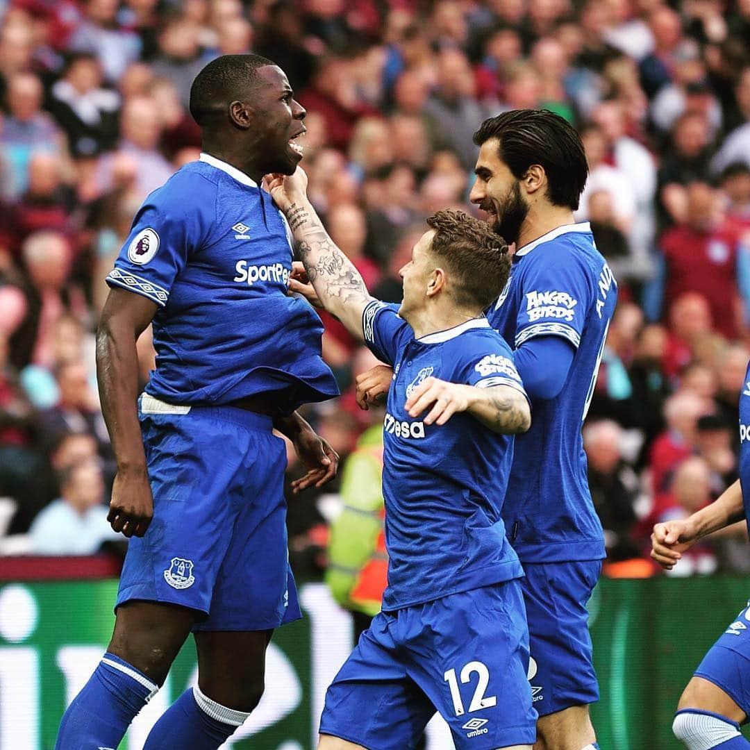 エヴァートンFCさんのインスタグラム写真 - (エヴァートンFCInstagram)「Up the magic Toffees! 🔵💫 • • • #everton #bernard #zouma #premierleague #epl #pl #efc #goals」3月31日 3時26分 - everton