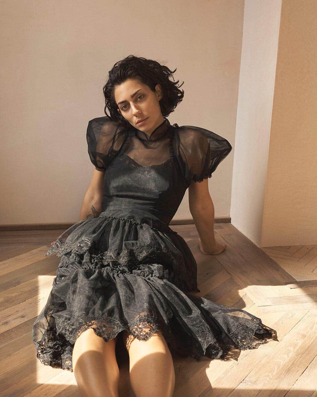 MATCHESFASHION.COMさんのインスタグラム写真 - (MATCHESFASHION.COMInstagram)「@conievallese on her earliest fashion memories: ‘I guess it was me as a child playing with all my grandmother’s jewels and dresses – such a cliché! I have always admired the way she used to dress – so elegantly. Her presence made a big impression on me, both aesthetically and personality-wise.’ Shop her Curated By.... edit at the link in bio. #5CarlosPlace 📸 @josholins」3月31日 5時02分 - matches