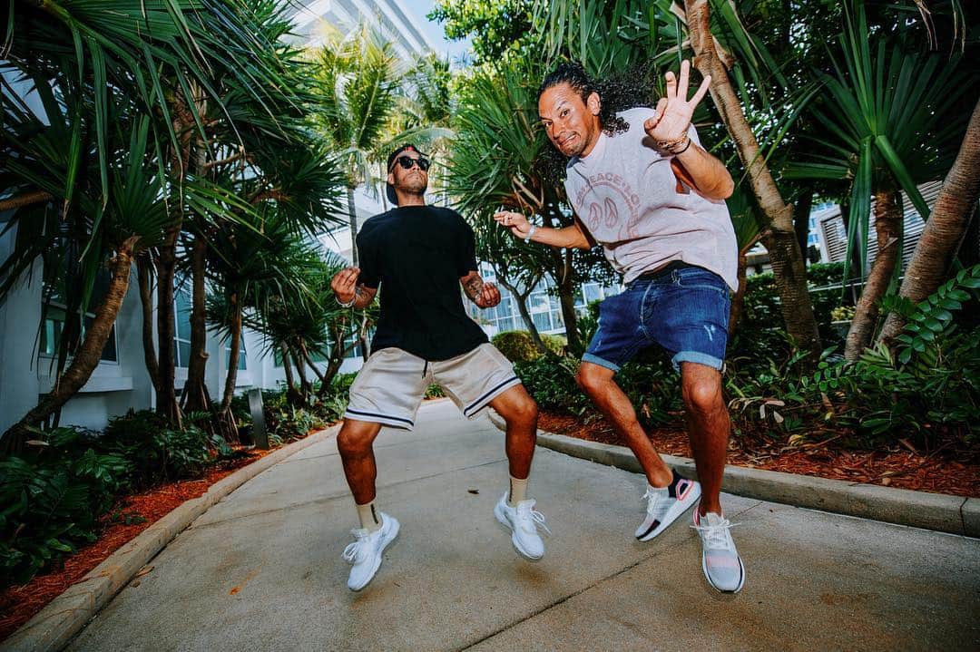 サネリー・ジェームズのインスタグラム：「M O O D ! #mmw」