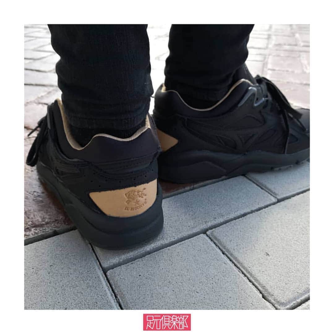のインスタグラム：「「MIZUNO」のレトロランニングシューズ[SKY MEDAL]に「IL BISONTE」の伝統的なバケッタレザーを使用。志高きクラフトマンシップを掲げる両ブランドによって実現したモデルは、履き込むほどに経年変化を楽しむことができる逸足。 . (@hirakixx )さんの足元倶楽部 . ブランド :MIZUNO × IL BISONTE  モデル : SKY MEDAL IL BISONTE . ▼今すぐフォローして最新情報をチェックしよう！ 【MIZUNO 公式アカウント】 ⇒#@mizuno1906_official . 【IL BISONTE 公式アカウント】 ⇒#@ilbisonteofficial . #mizuno #ILBISONTE #skymedal #ミズノ #イルビゾンテ #スカイメダル #足元倶楽部 #足元クラブ #足元くら部 #足元#あしもと倶楽部 #スニーカー #スニーカーコーデ #スニーカー同好会 #キックス #靴 #コーディネート #スナップ #ファッションスナップ #ストリートスナップ #お気に入りの一足 #今日の逸足 #逸足 #운동화 #kicks#newkicks」
