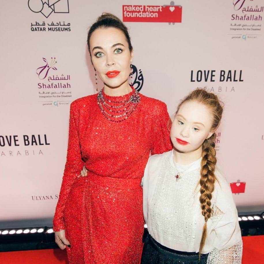 マデリン・スチュアートさんのインスタグラム写真 - (マデリン・スチュアートInstagram)「Walking for @ulyana_sergeenko_moscow with @natasupernova to raise money for the @nakedheartfoundation was a dream come true, so grateful to these inspirational women and such an amazing organization. Thank you from the bottom of my heart. More then 7.2million US dollars was raised for children and young adults with disabilities.  #grateful #love #loveball #nakedheartfoundation #madelinestuart #ulyanasergeenko #inclusion #diversity」3月31日 6時28分 - madelinesmodelling_